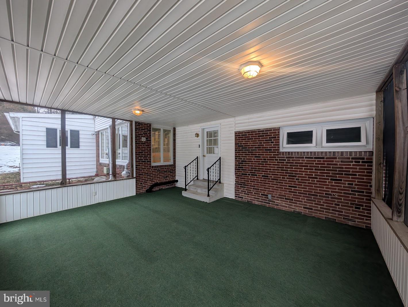 NEW CUMBERLAND BOROUGH - Residential