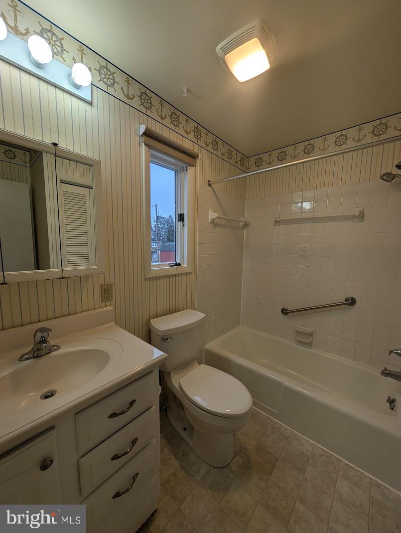 NEW CUMBERLAND BOROUGH - Residential