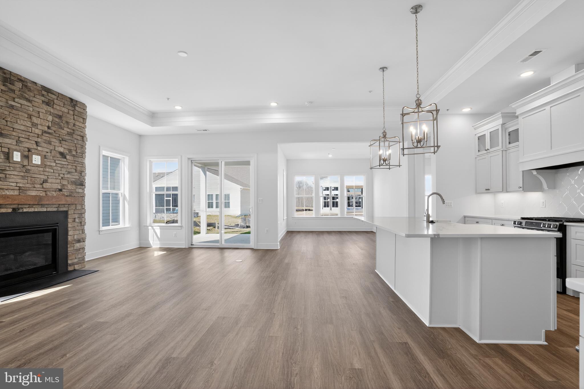 FOUR SEASONS AT SCENIC HARBOR - Residential