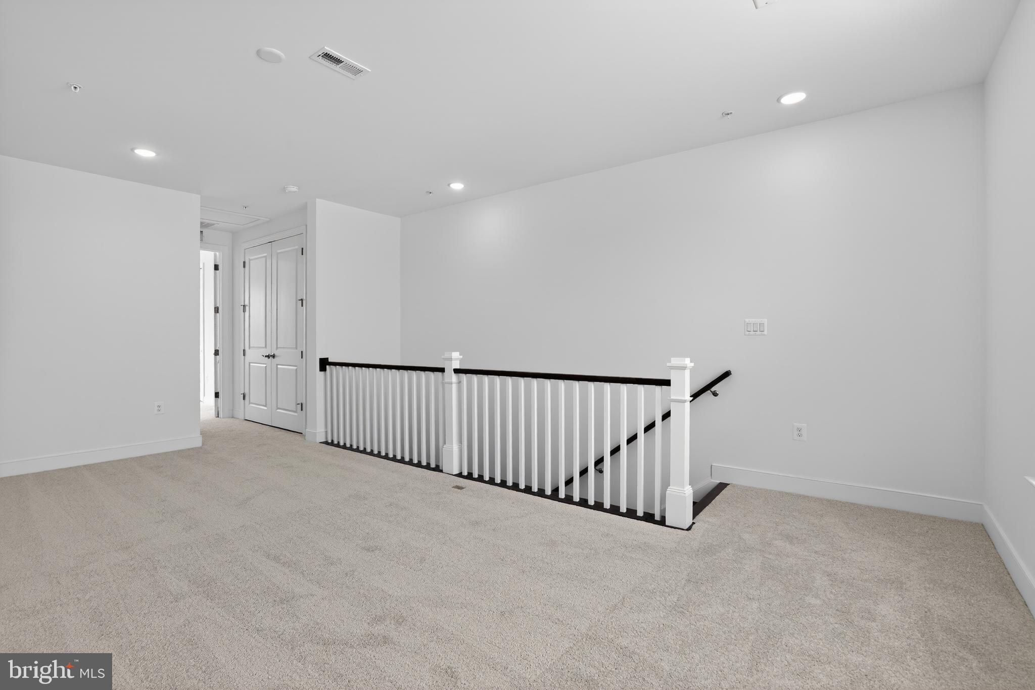 FOUR SEASONS AT SCENIC HARBOR - Residential