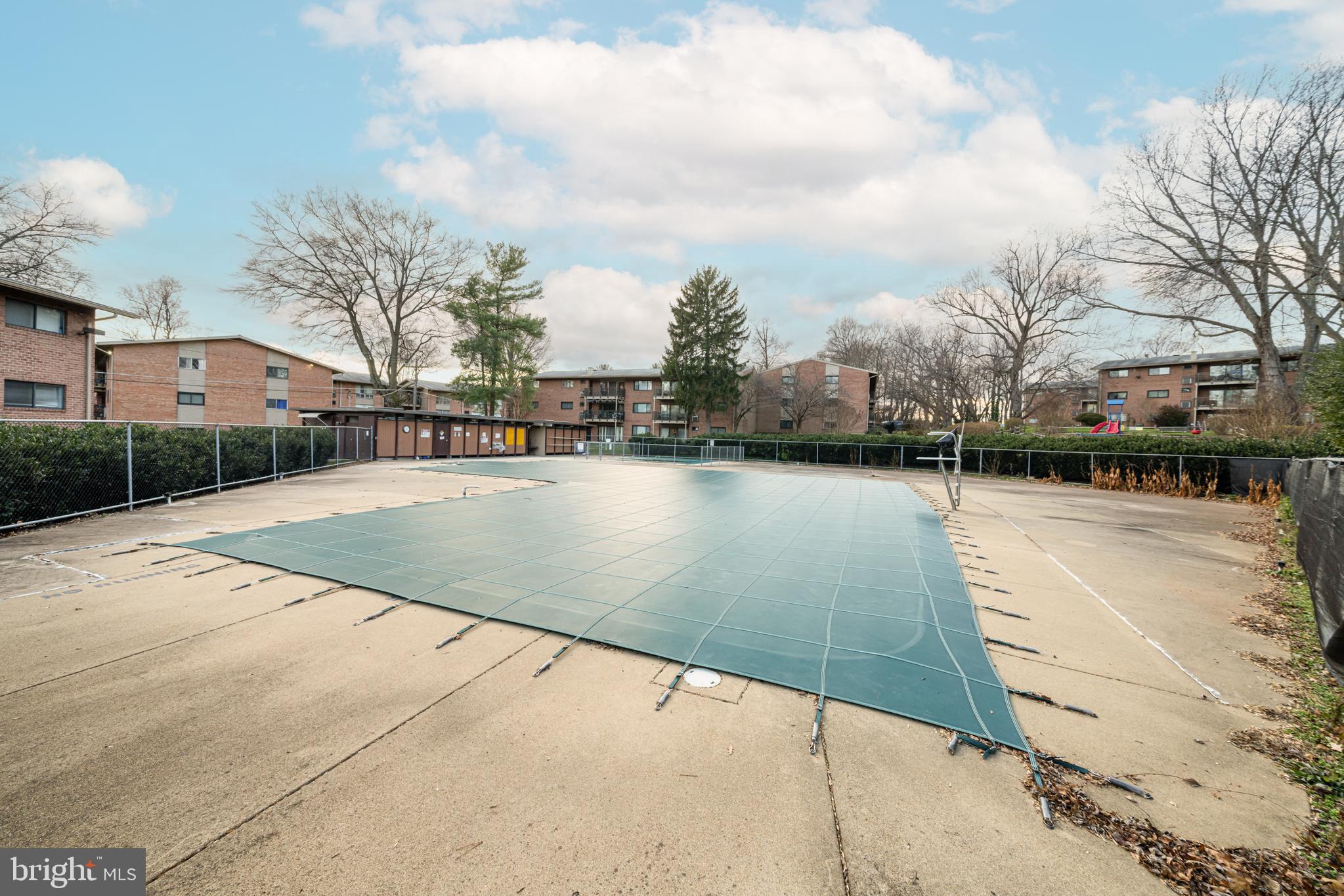 TIMBERLANE VILLAGE GARDEN CONDOMINIUMS - Residential