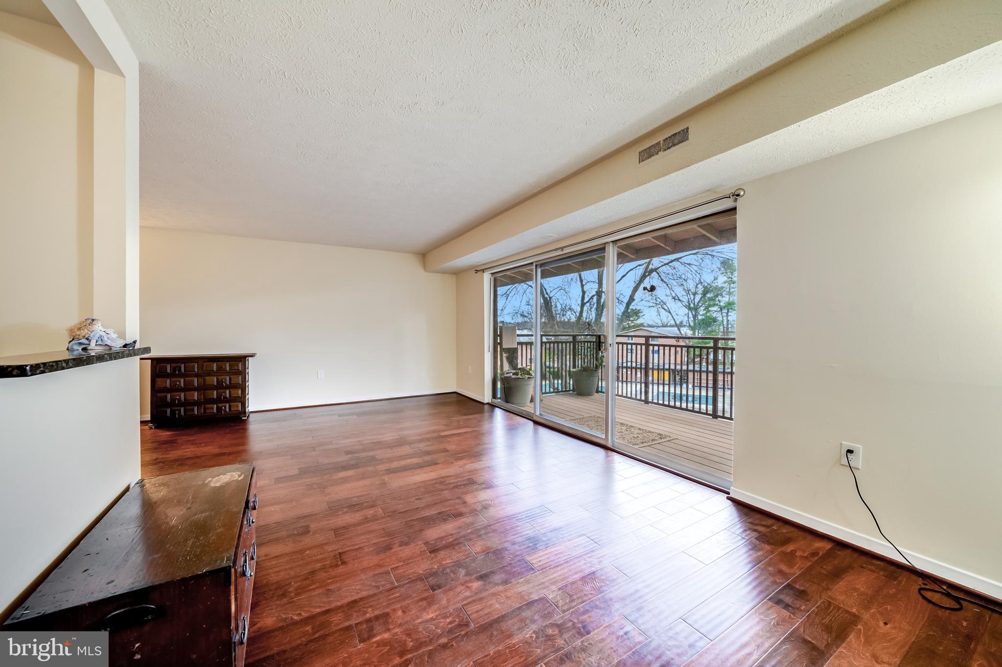 TIMBERLANE VILLAGE GARDEN CONDOMINIUMS - Residential