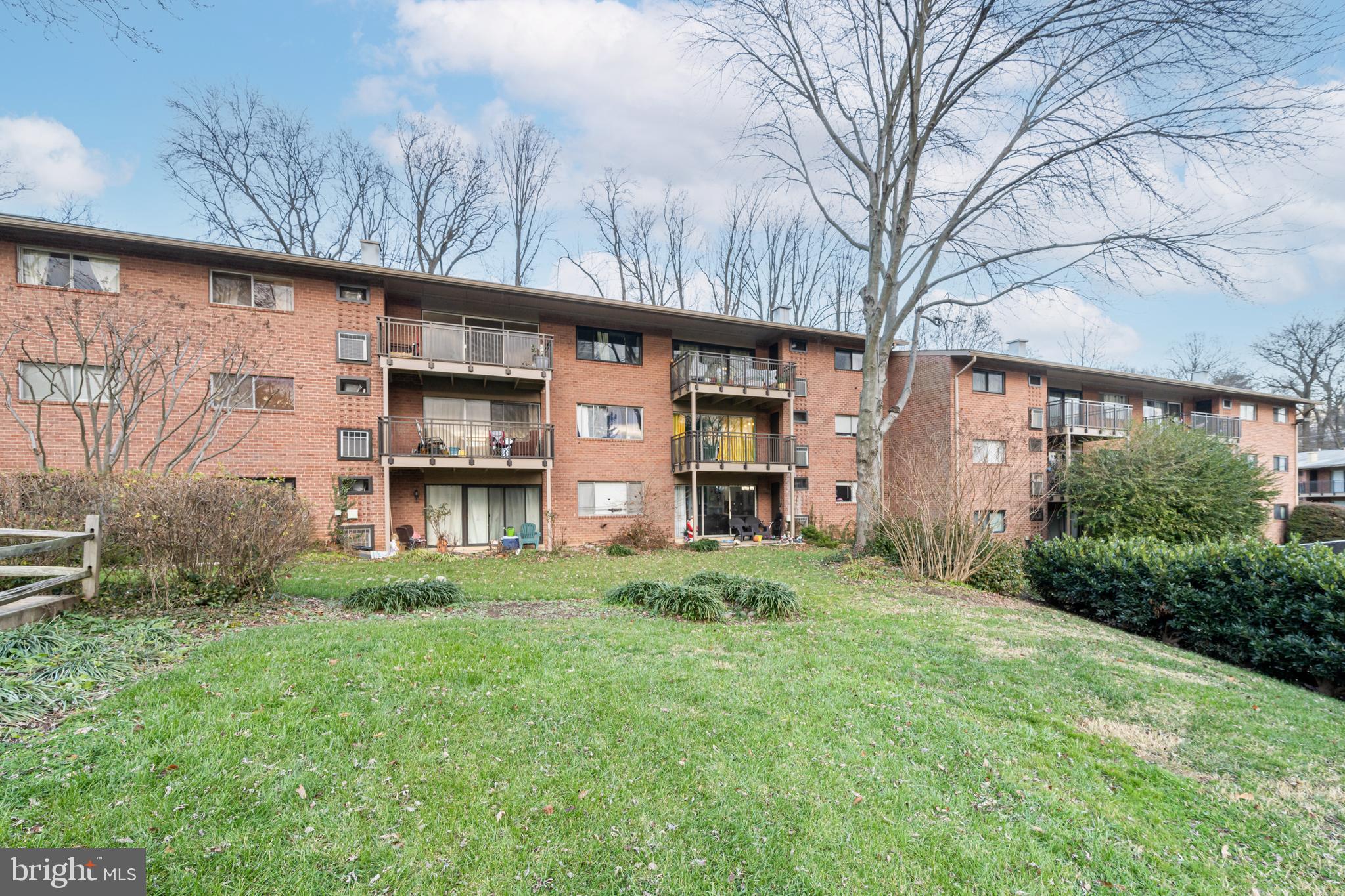 TIMBERLANE VILLAGE GARDEN CONDOMINIUMS - Residential