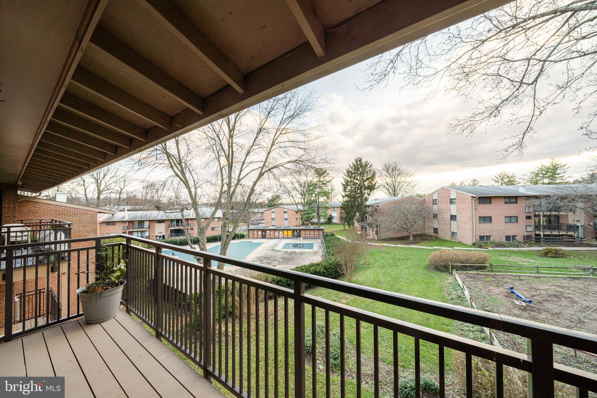 TIMBERLANE VILLAGE GARDEN CONDOMINIUMS - Residential