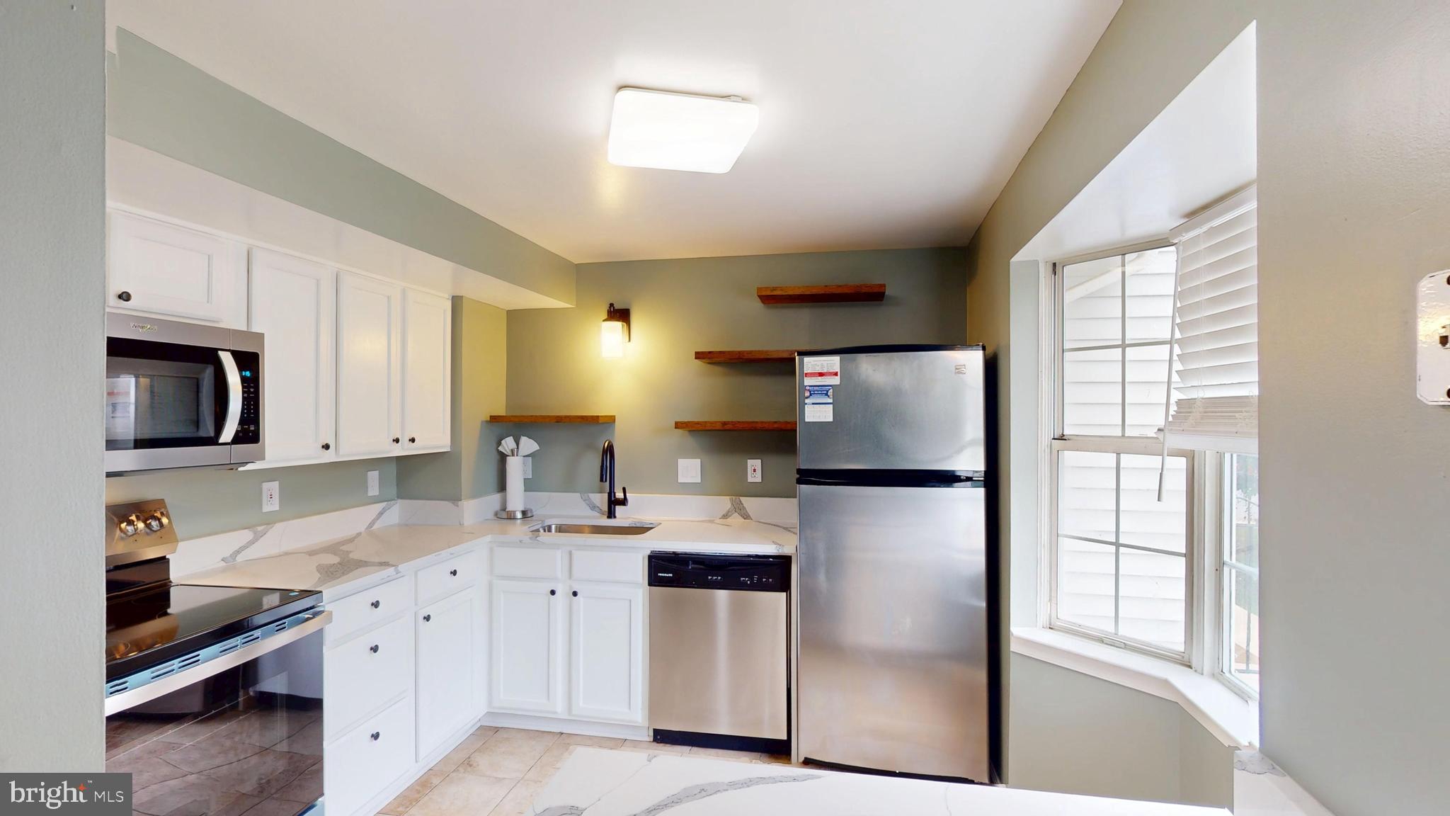 GEORGIAN HAMLET - Residential Lease