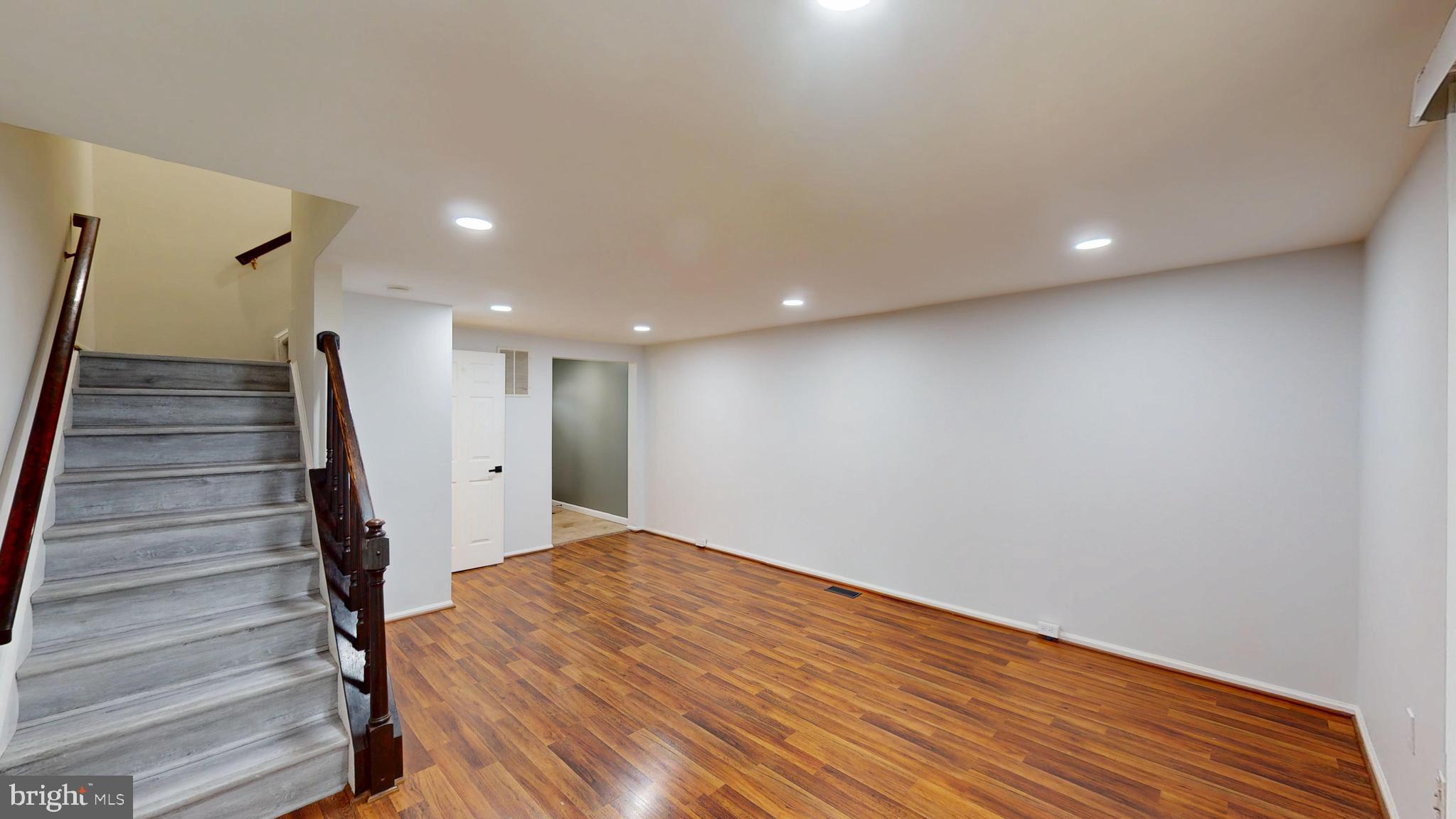 GEORGIAN HAMLET - Residential Lease