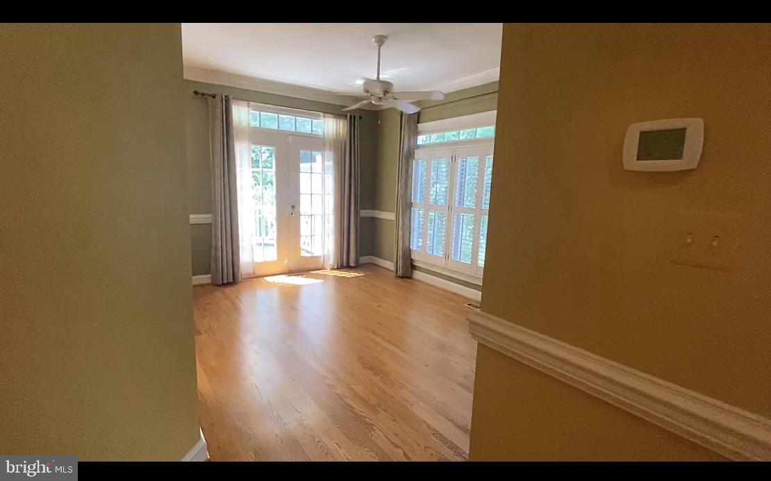 COURTHOUSE WOODS - Residential Lease