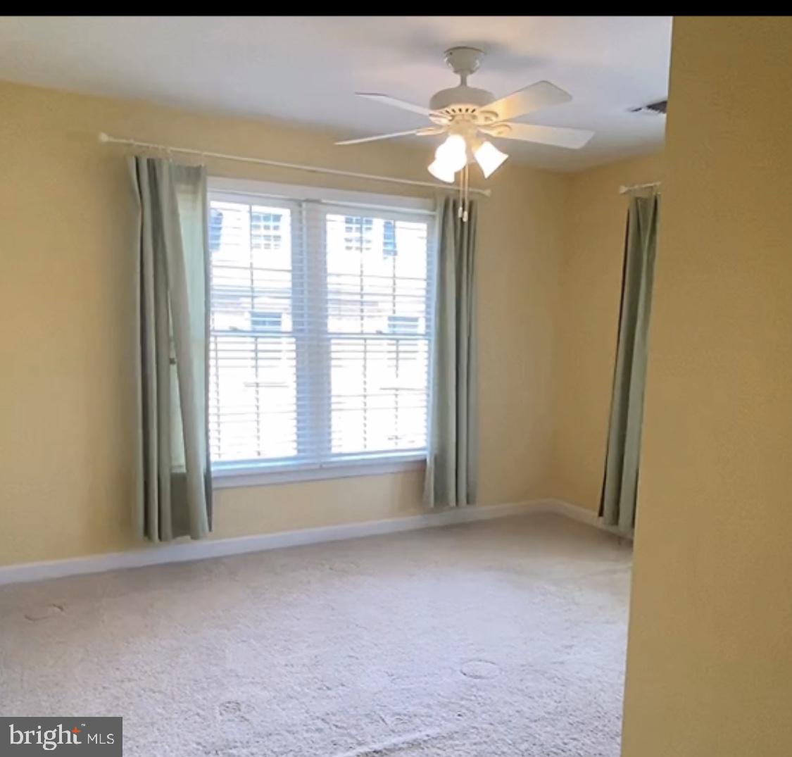 COURTHOUSE WOODS - Residential Lease