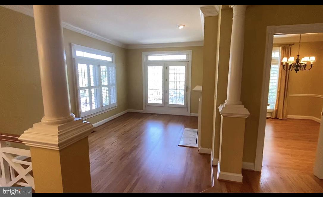 COURTHOUSE WOODS - Residential Lease