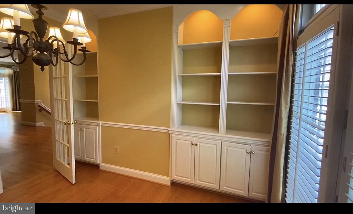 COURTHOUSE WOODS - Residential Lease