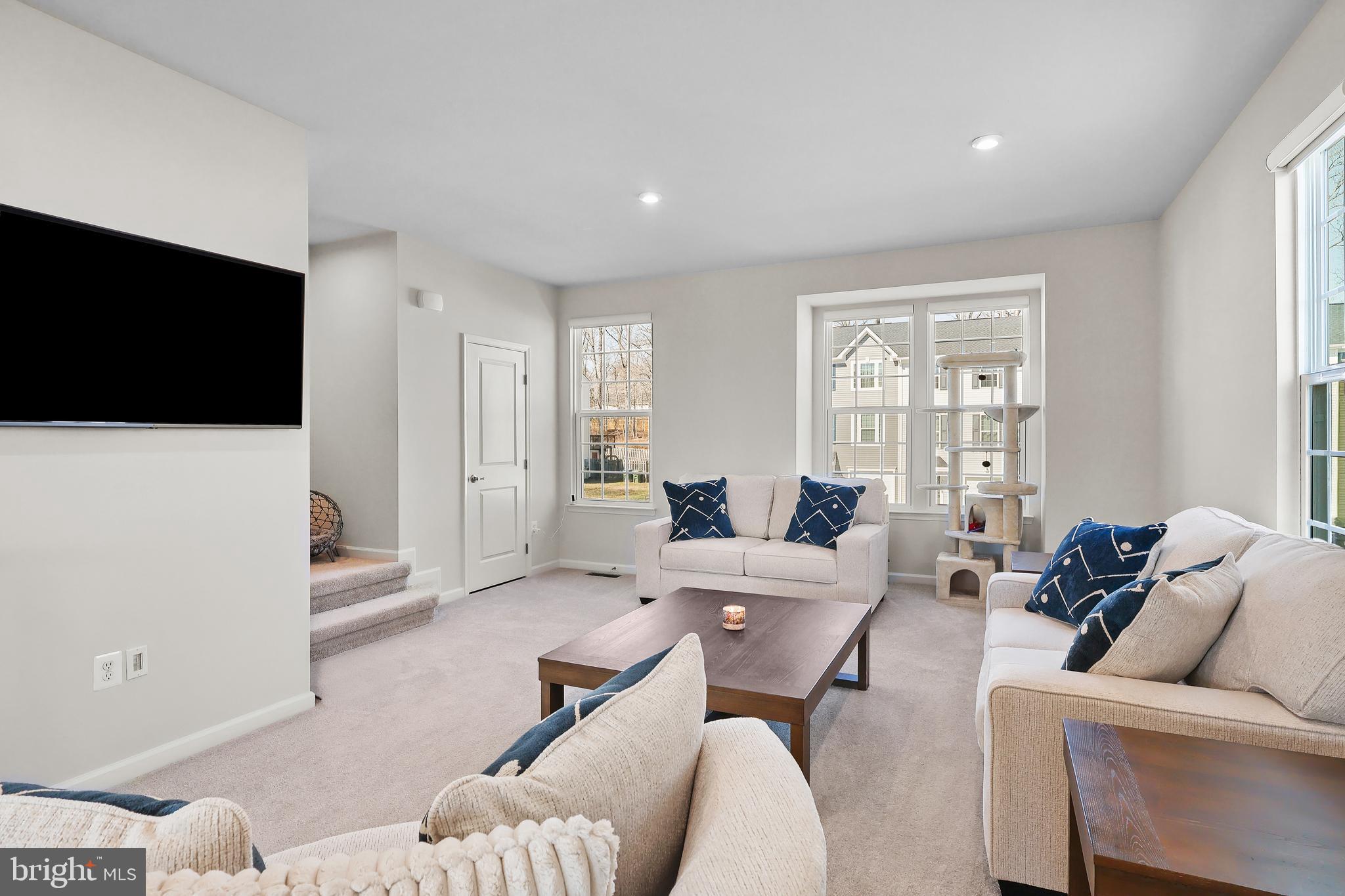 WILDERNESS SHORES - Residential