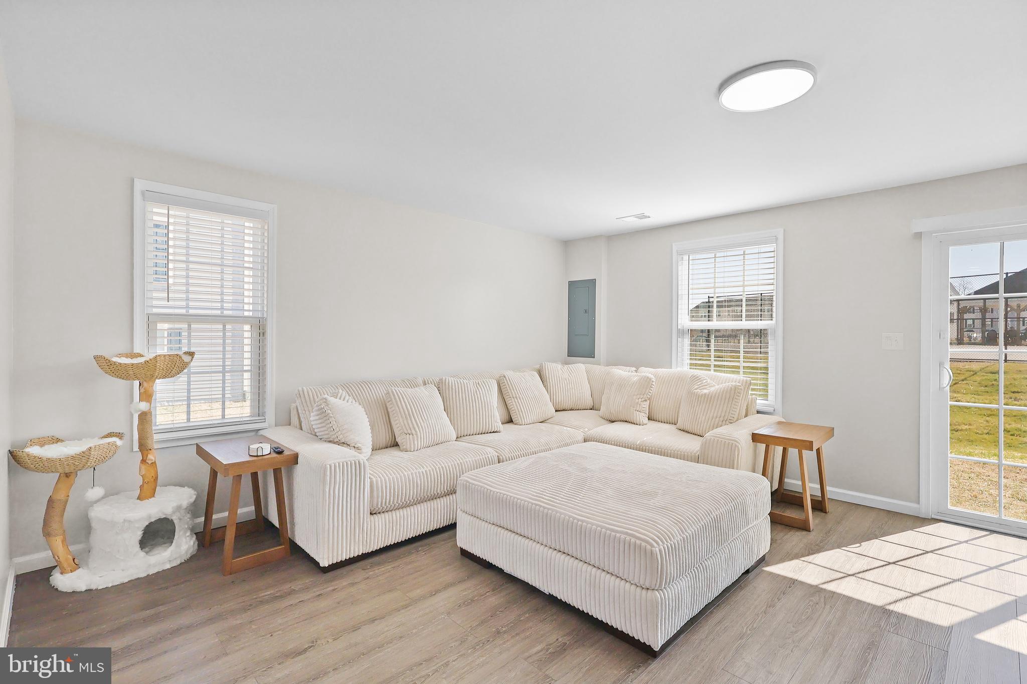 WILDERNESS SHORES - Residential