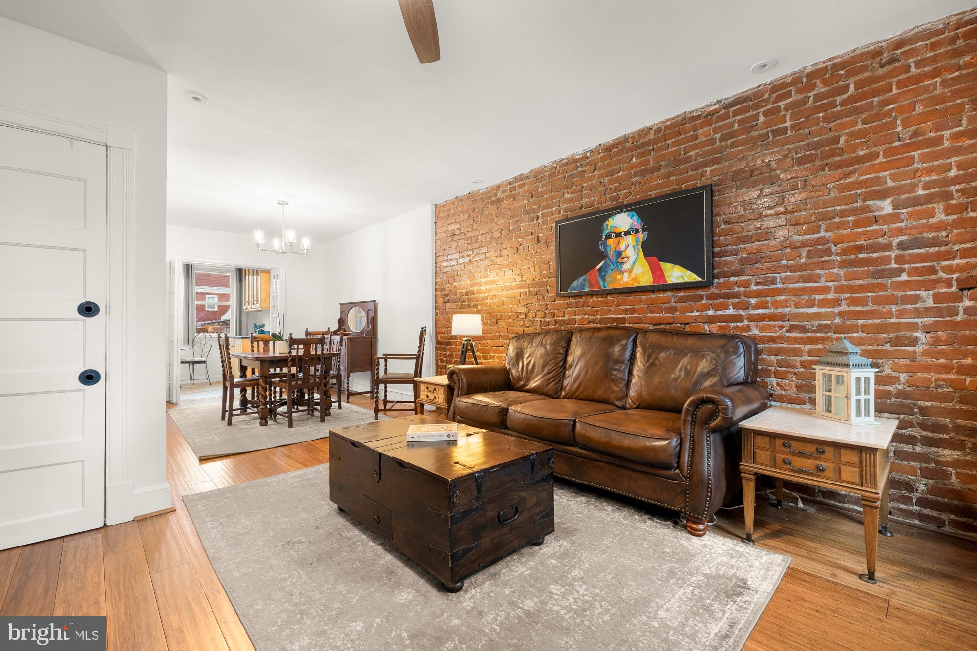 111 17TH STREET SE