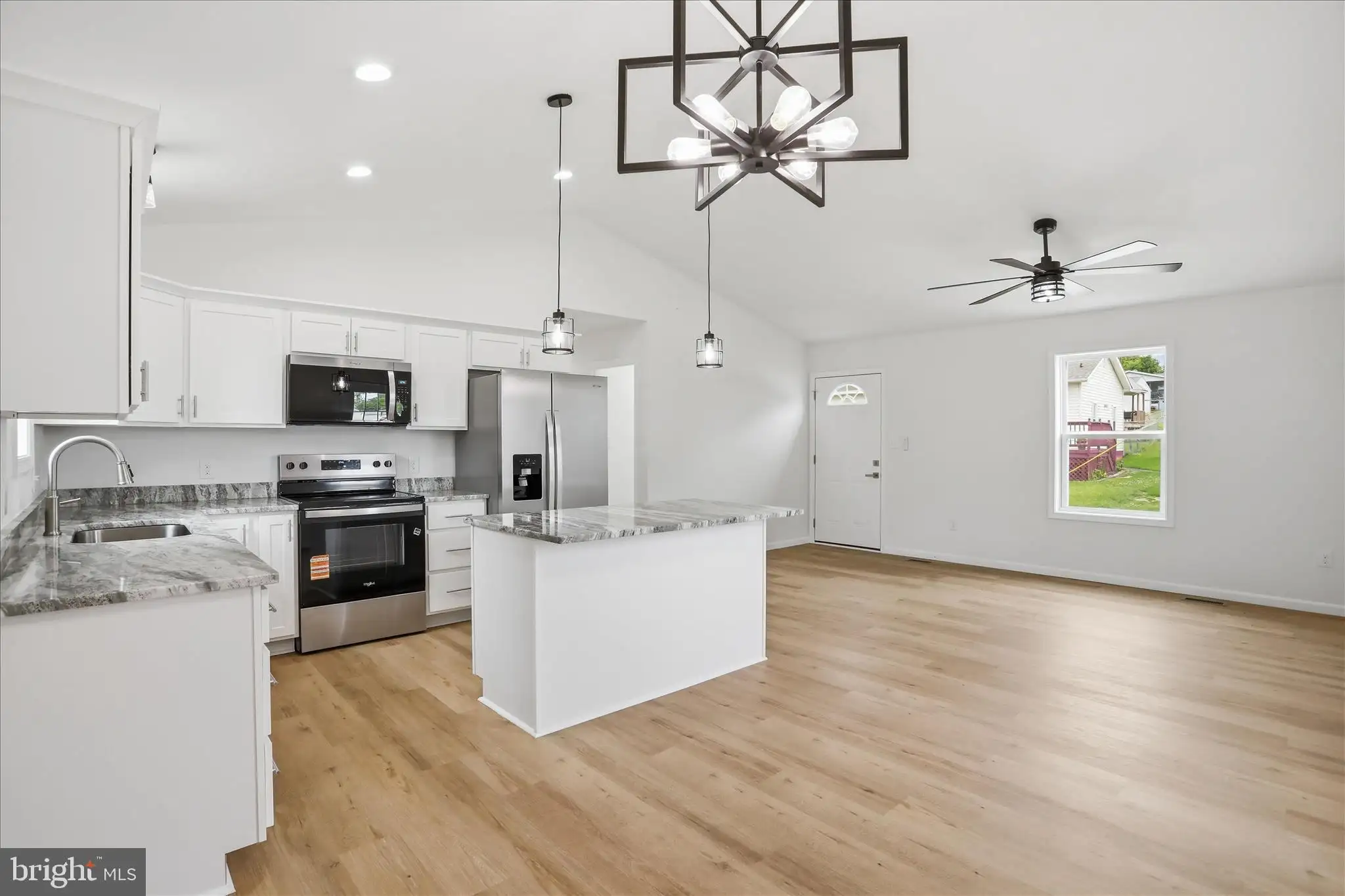 Additional image 37 of 304 East 11th Avenue, Ranson, WV 25438