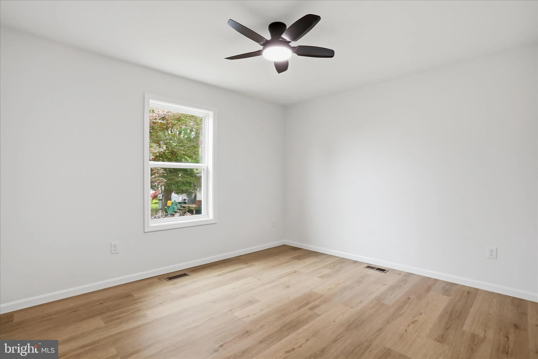 Additional image 47 of 304 East 11th Avenue, Ranson, WV 25438