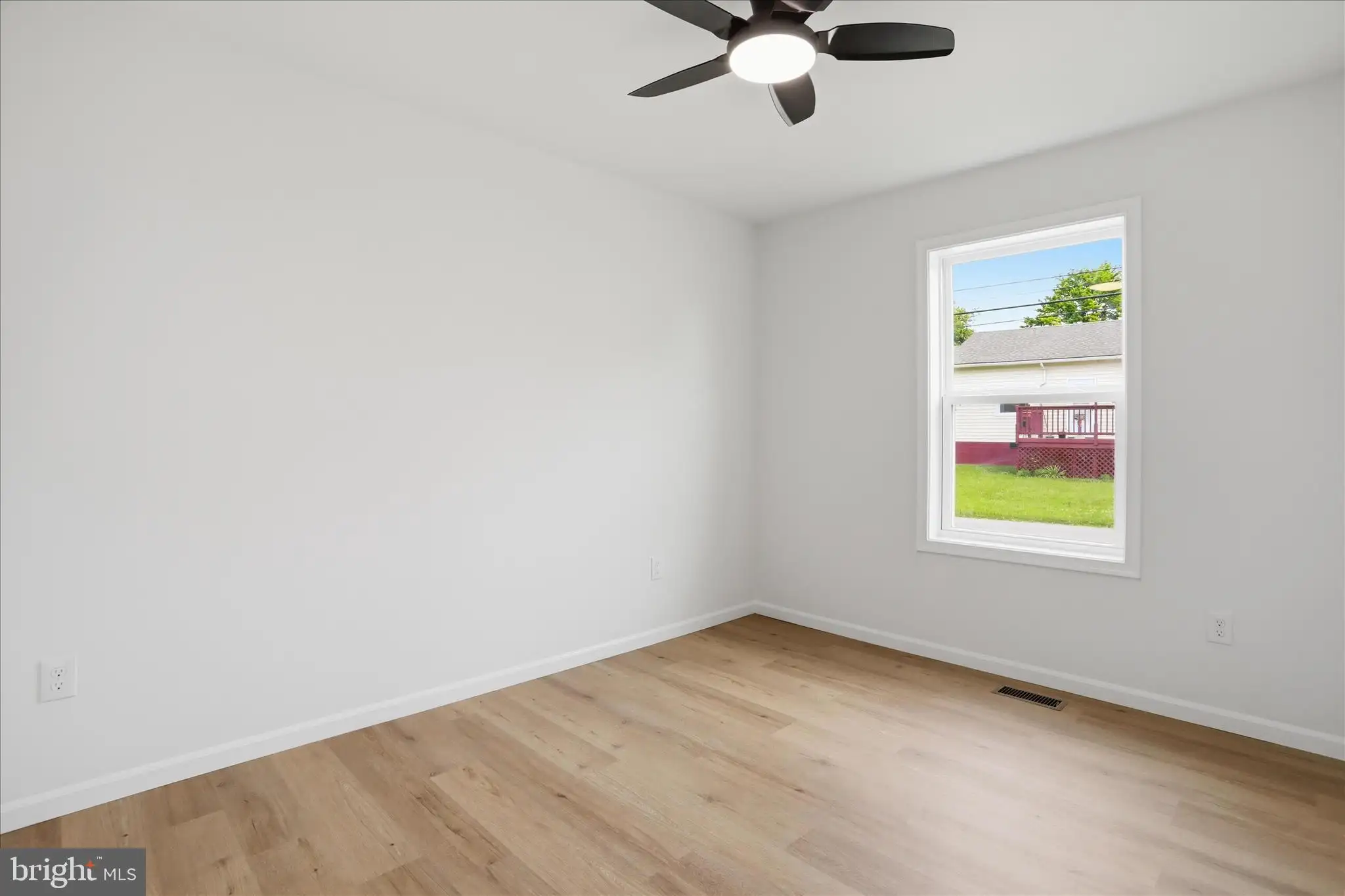 Additional image 44 of 304 East 11th Avenue, Ranson, WV 25438