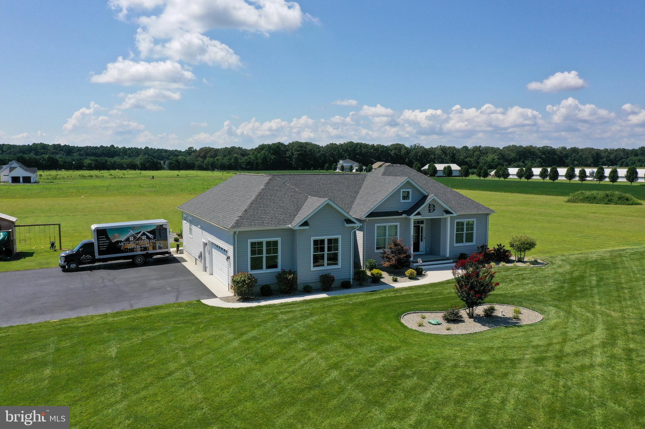 28212 MEADOW LARK LANE