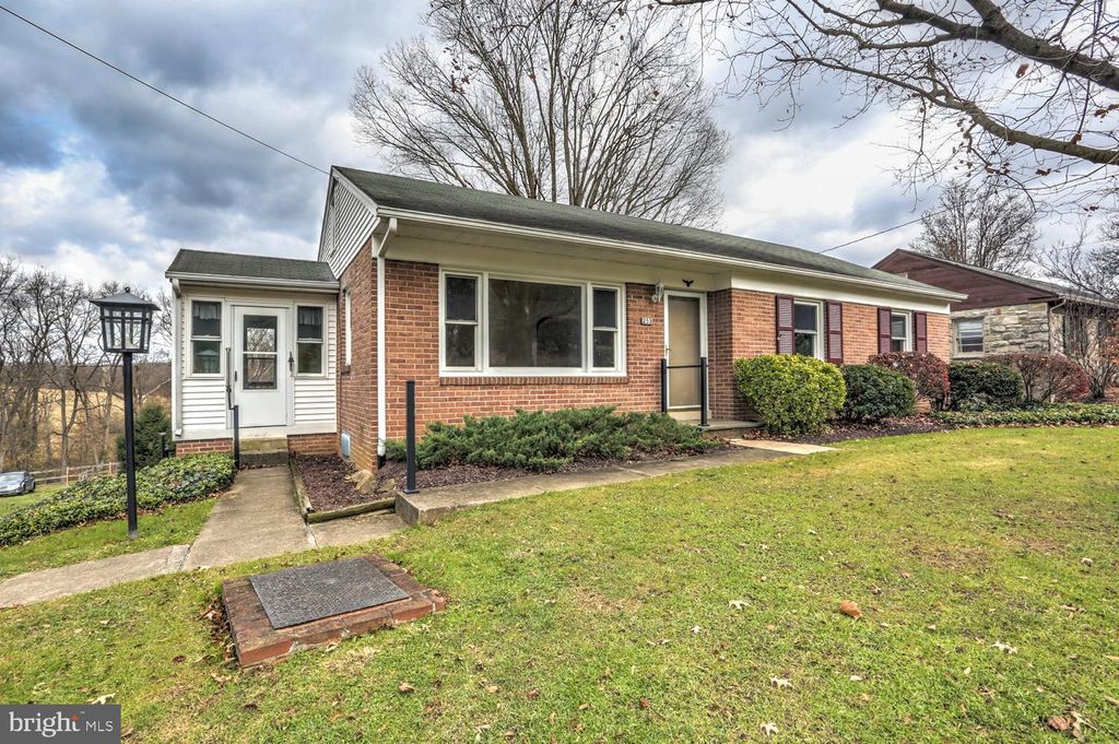 Photo of 253 LETORT RD, MILLERSVILLE, PA 17551 (MLS # PALA2028326)