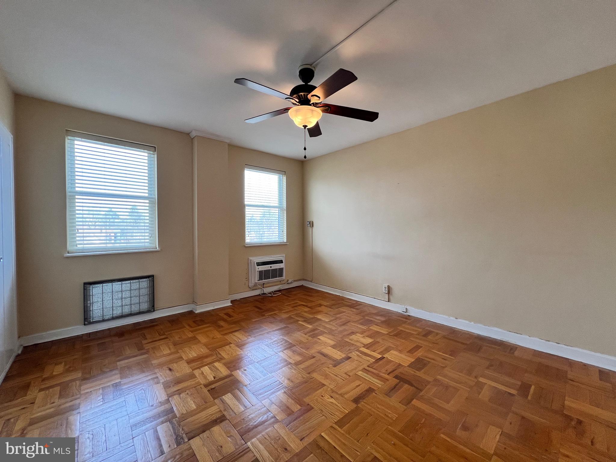 WILDMAN ARMS - Residential