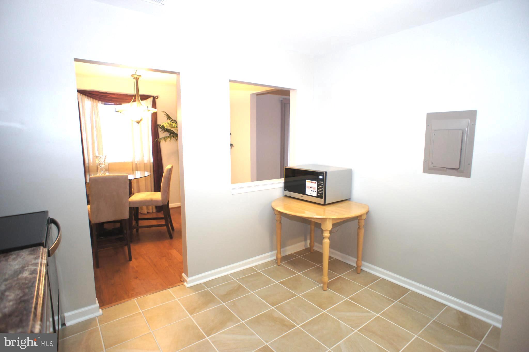 1100 LISADALE CIRCLE 1A