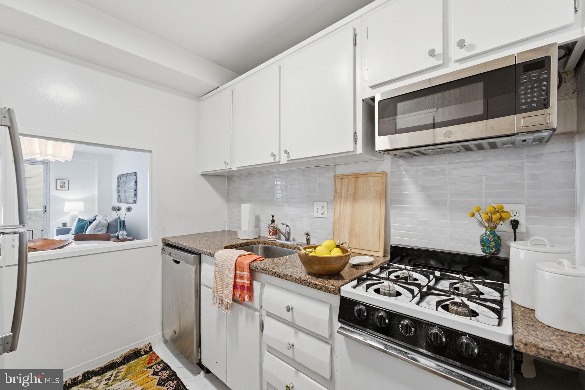730 24TH STREET NW 600