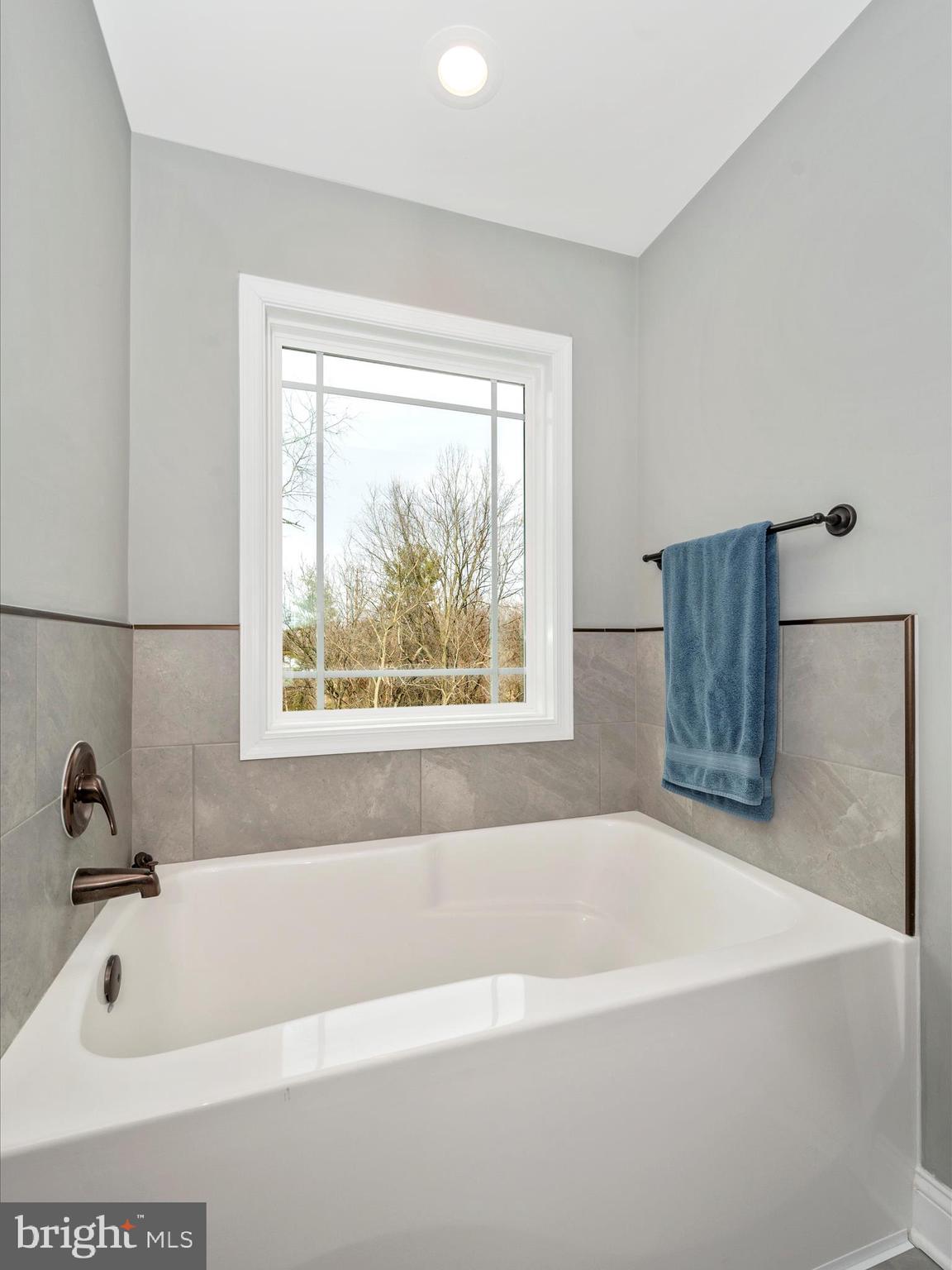 SHEPHERDSTOWNE ESTATES - Residential