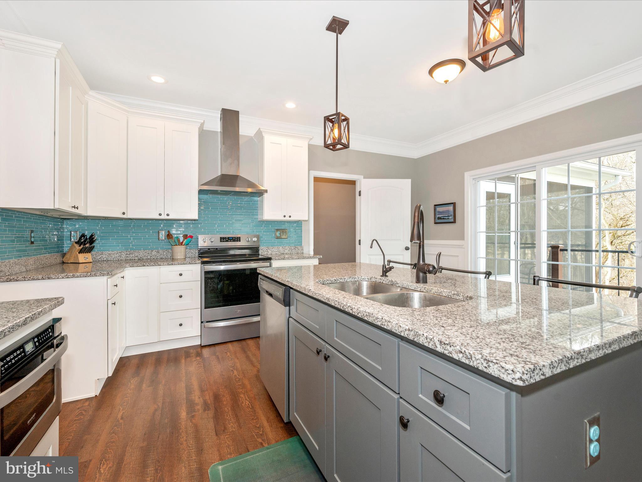 SHEPHERDSTOWNE ESTATES - Residential