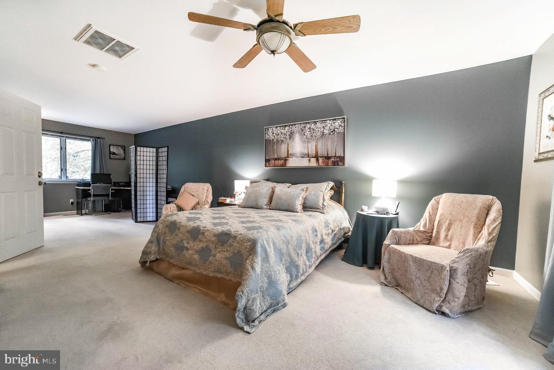 PAW PAW HOLLOW - Residential