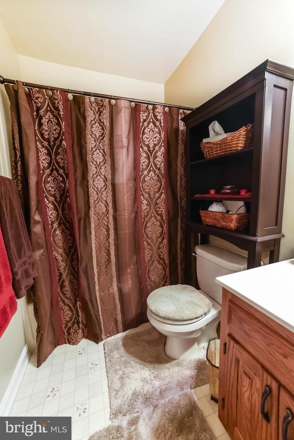 PAW PAW HOLLOW - Residential