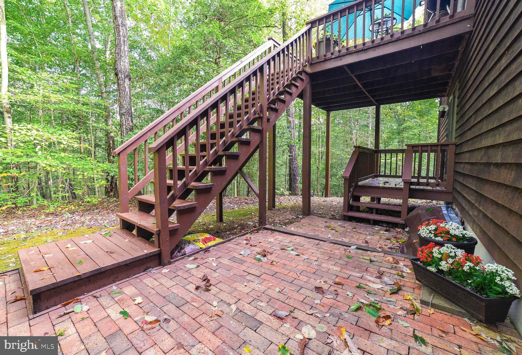 PAW PAW HOLLOW - Residential