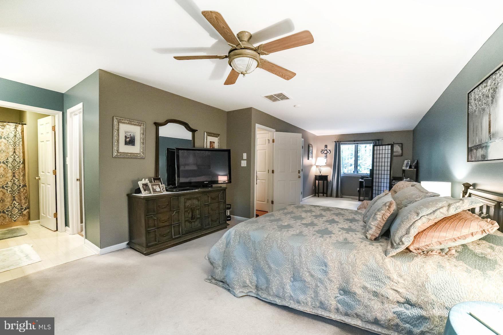 PAW PAW HOLLOW - Residential