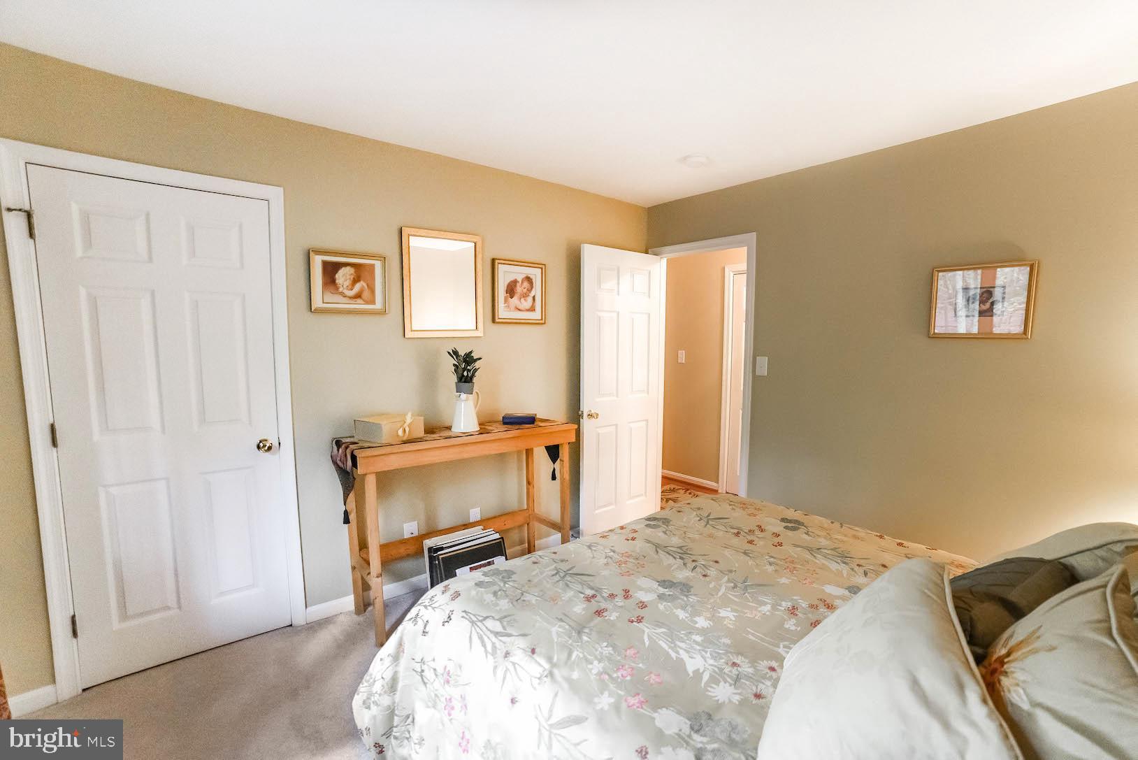 PAW PAW HOLLOW - Residential