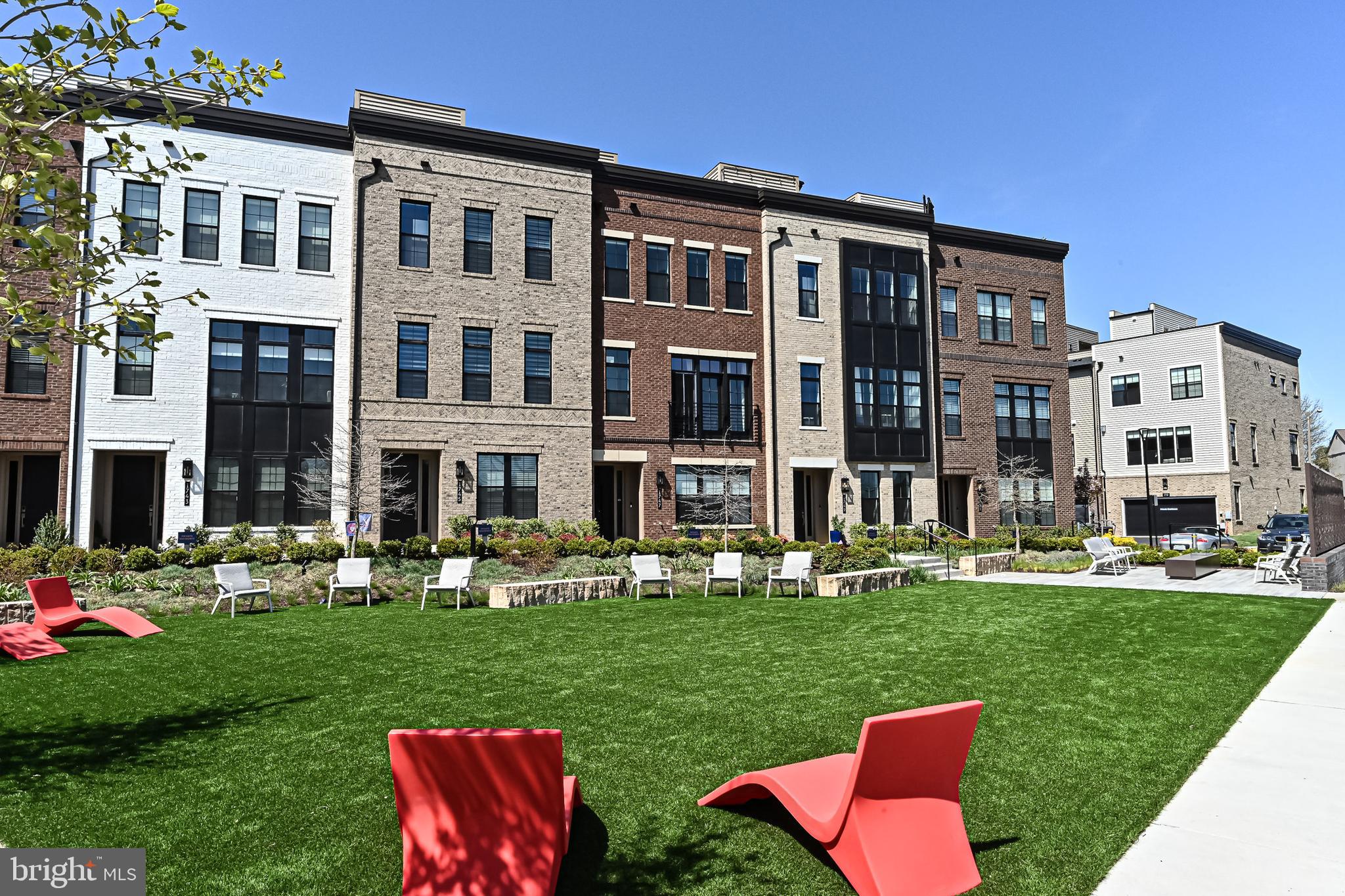 UNION PARK AT MCLEAN - Residential