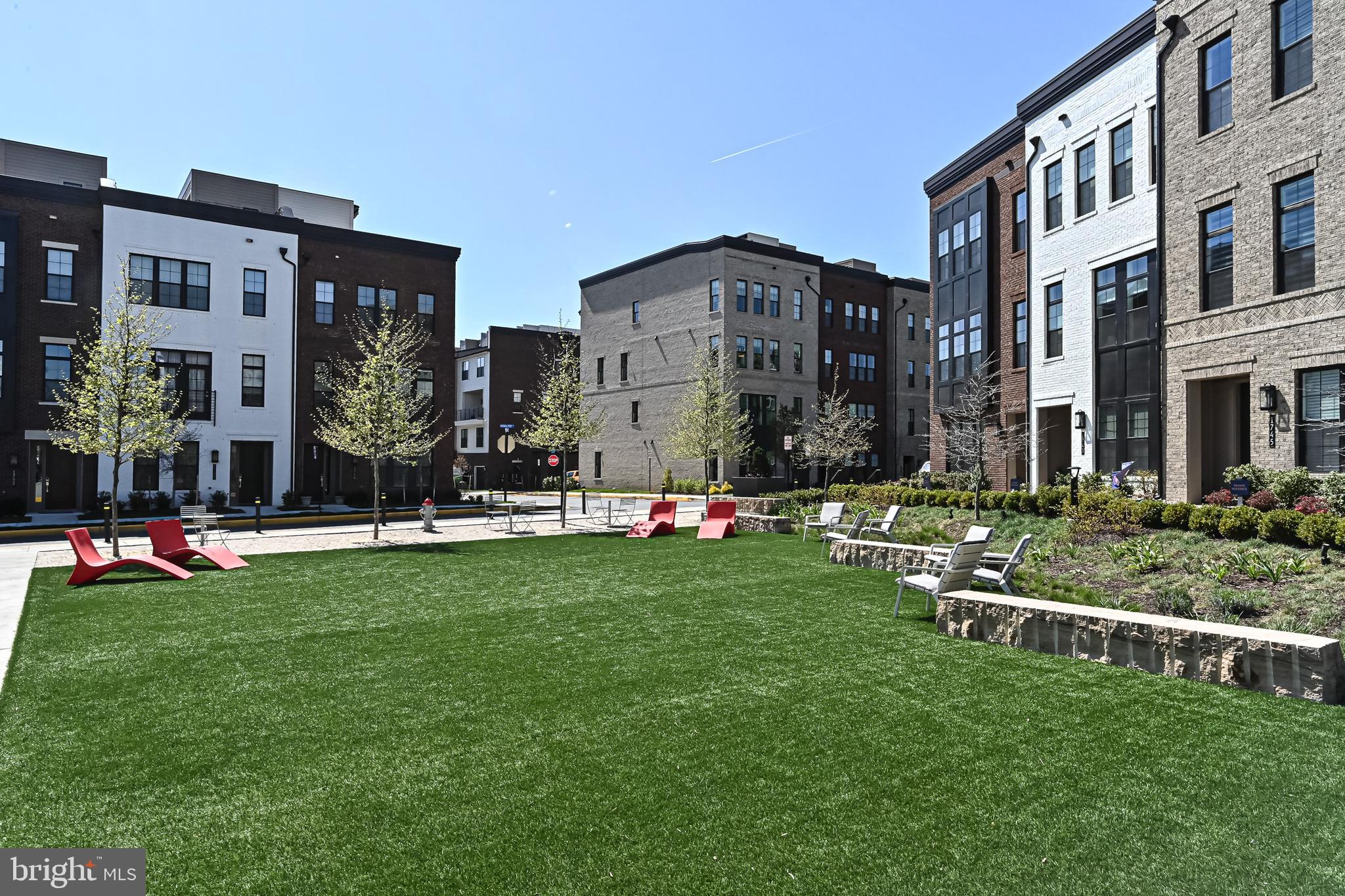 UNION PARK AT MCLEAN - Residential