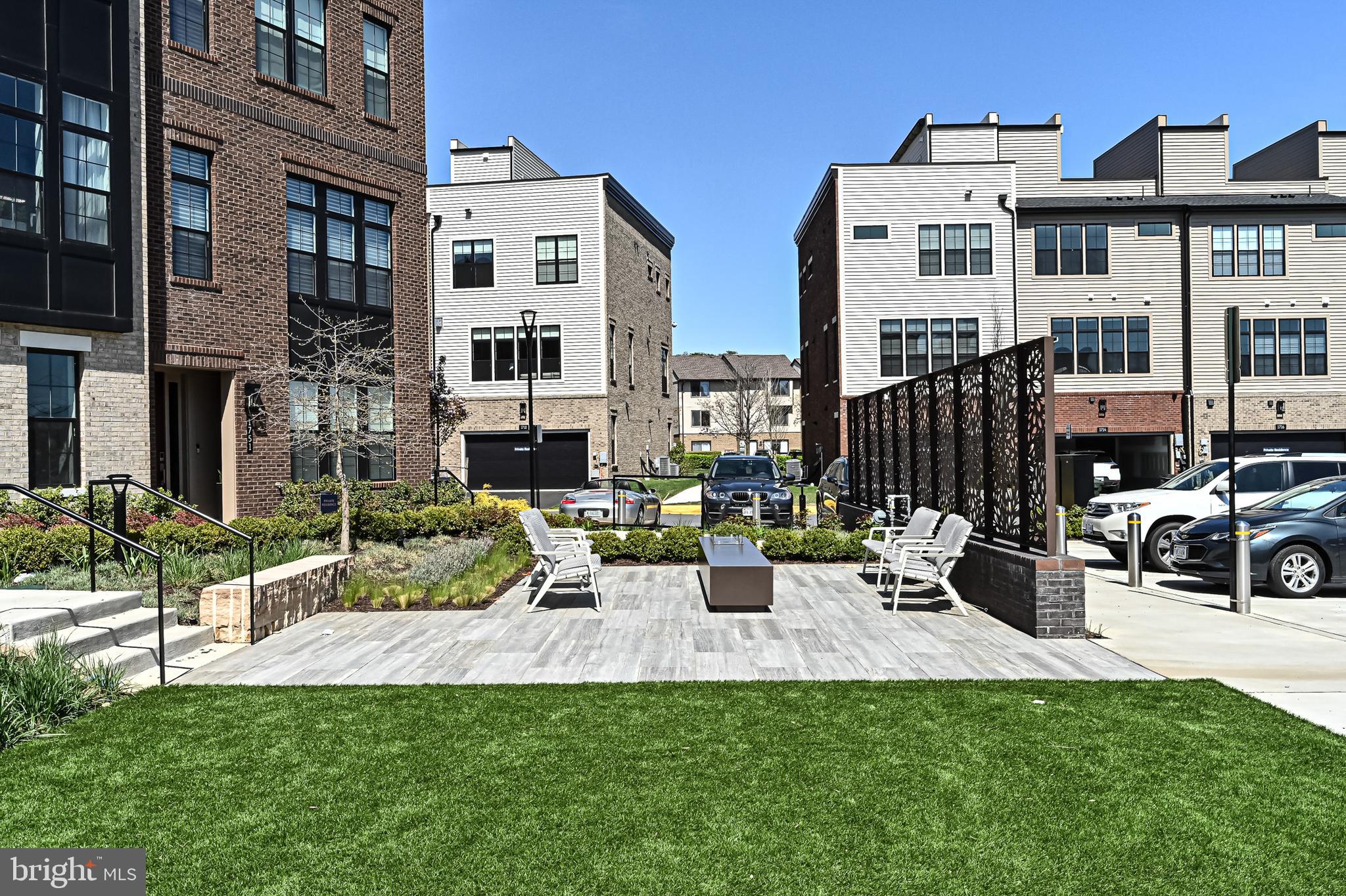 UNION PARK AT MCLEAN - Residential