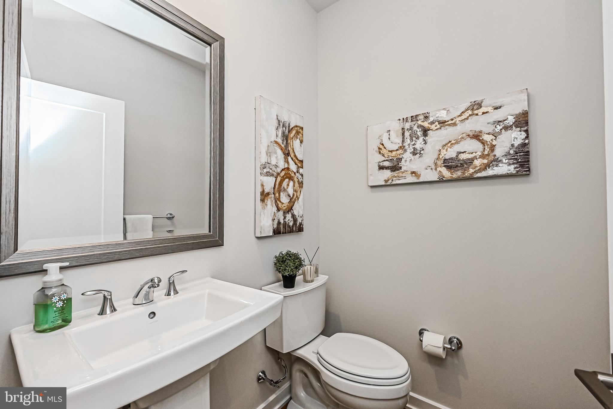 UNION PARK AT MCLEAN - Residential