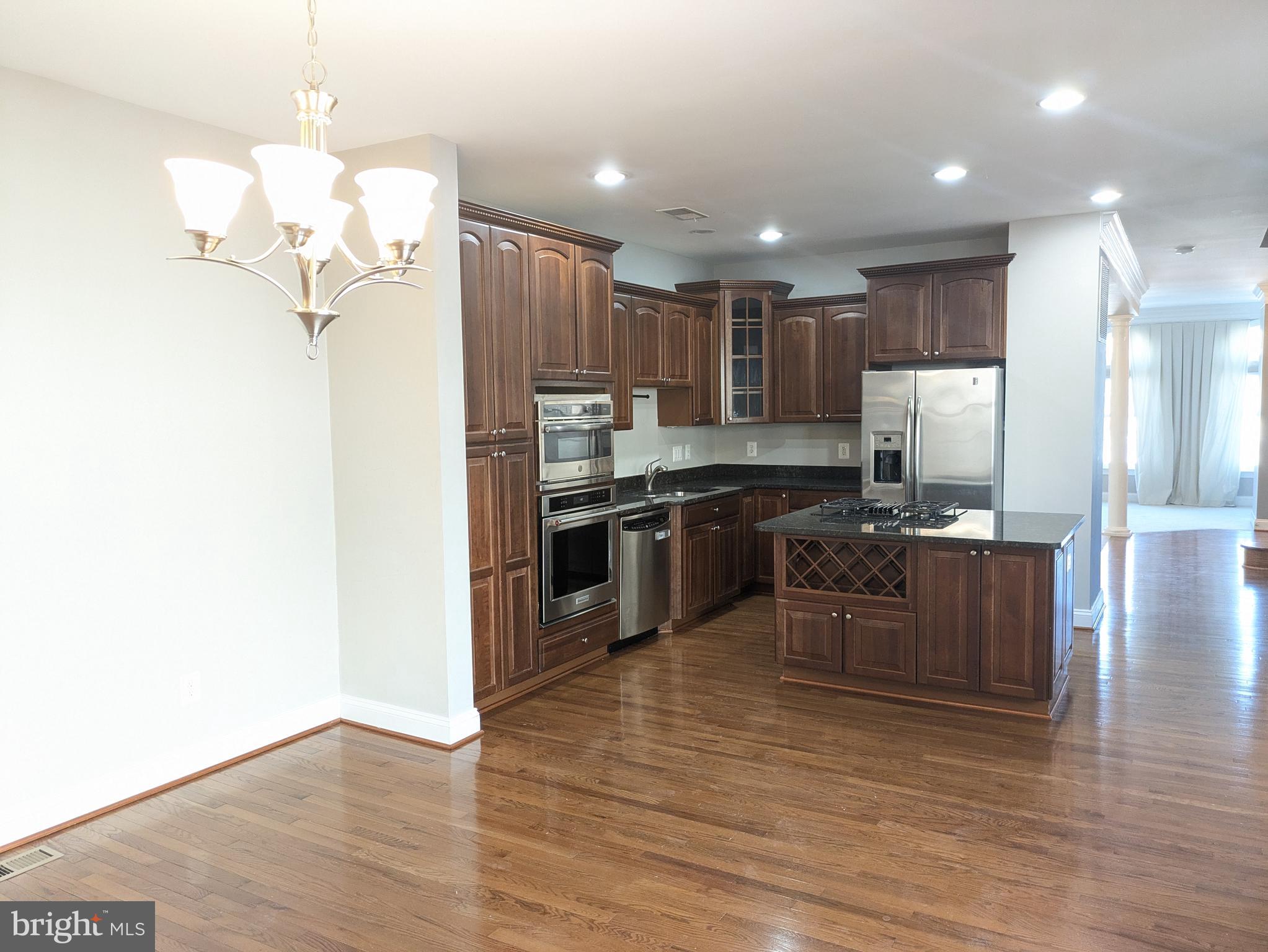 21882 BRICKSHIRE CIRCLE