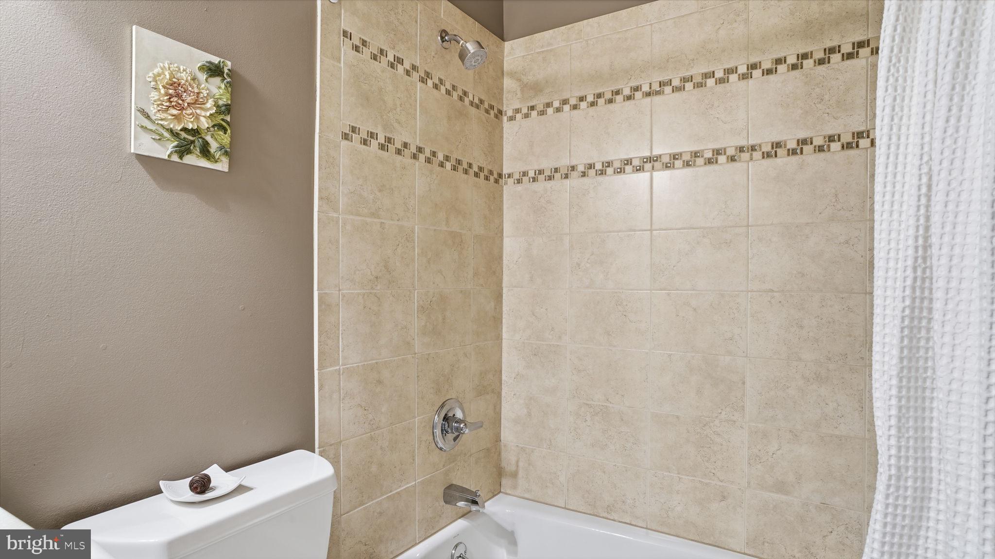 LEGACY OAKS - Residential