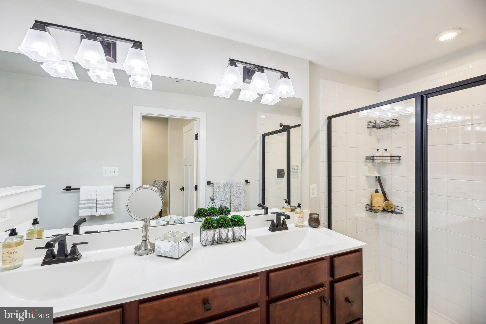 JEFFERSON PLACE - Residential