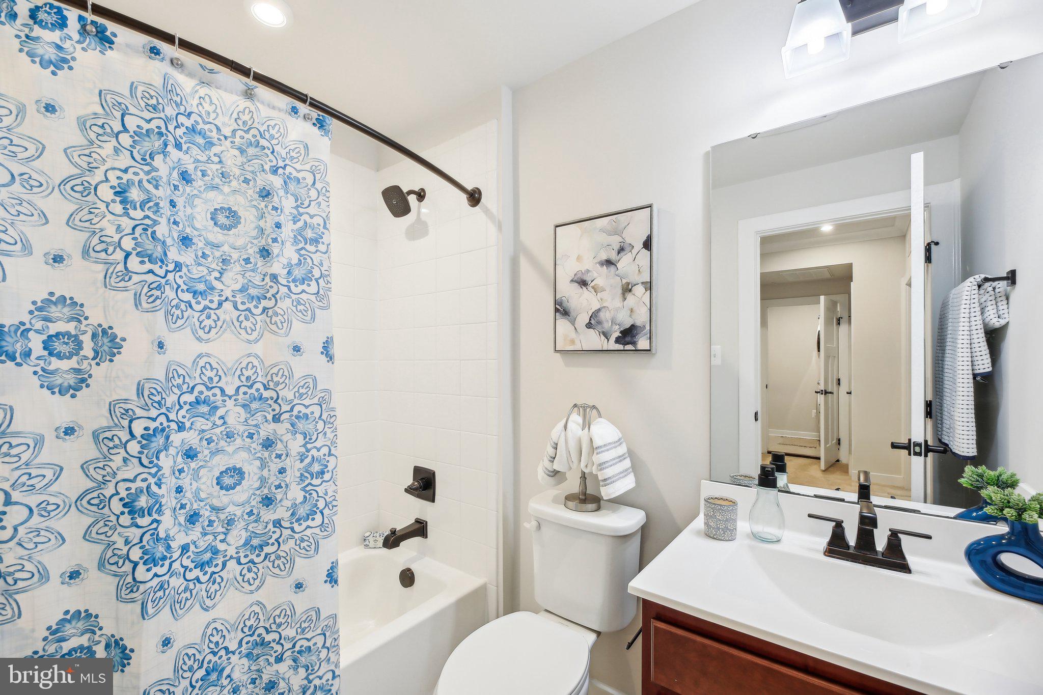 JEFFERSON PLACE - Residential