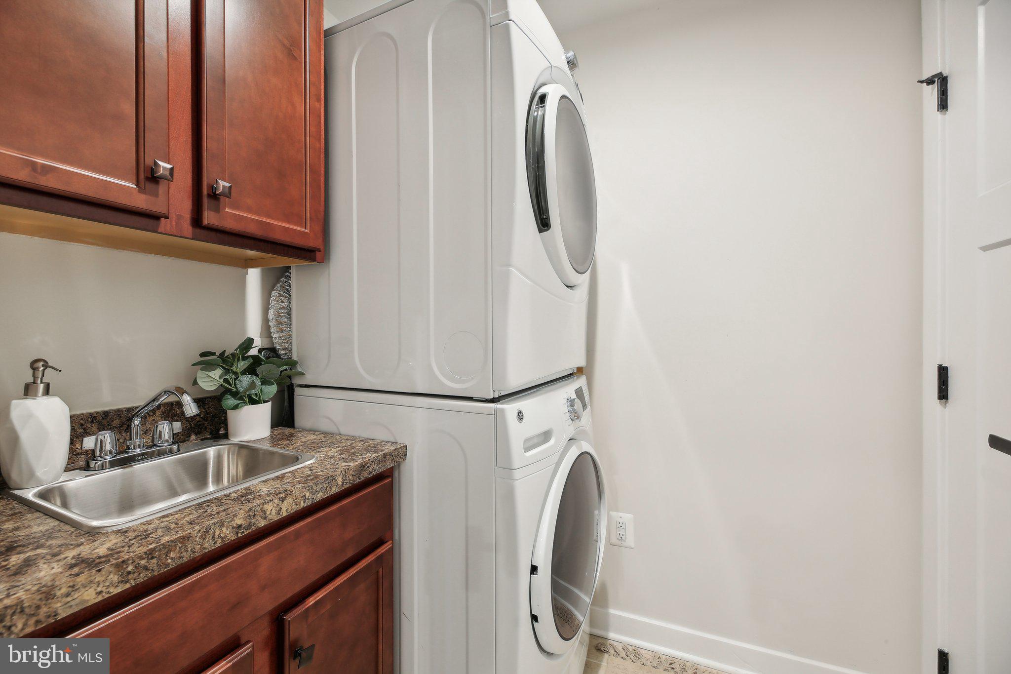 JEFFERSON PLACE - Residential