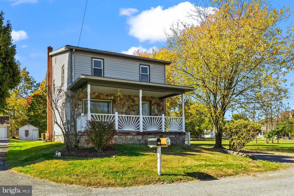 Photo of 301 Decatur Street, ELIZABETHTOWN, PA 17022 (MLS # PALA2078740)