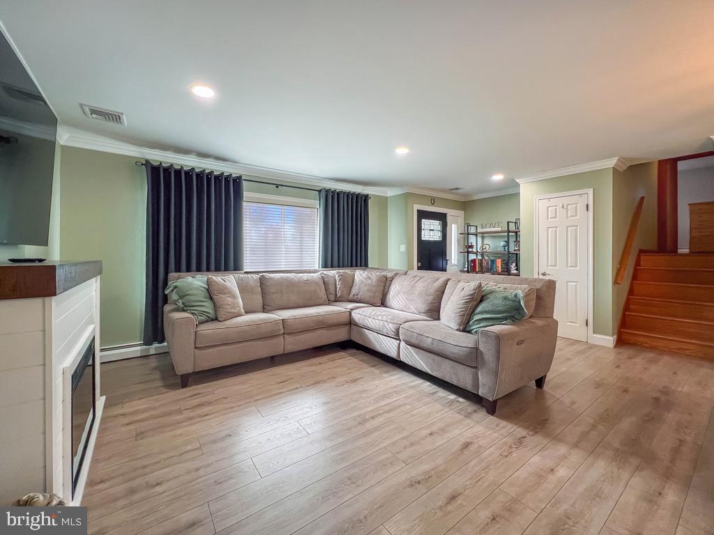 FAIRLESS HILLS - Residential