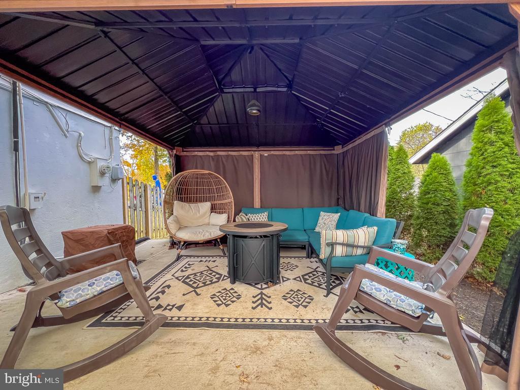 FAIRLESS HILLS - Residential