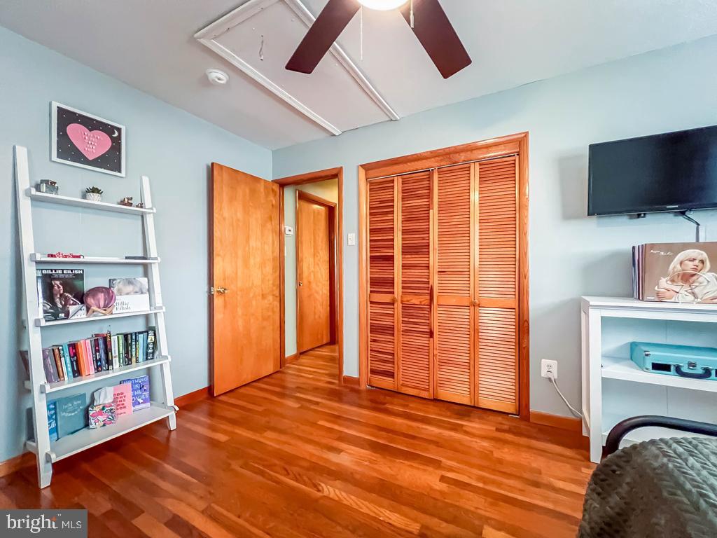 FAIRLESS HILLS - Residential