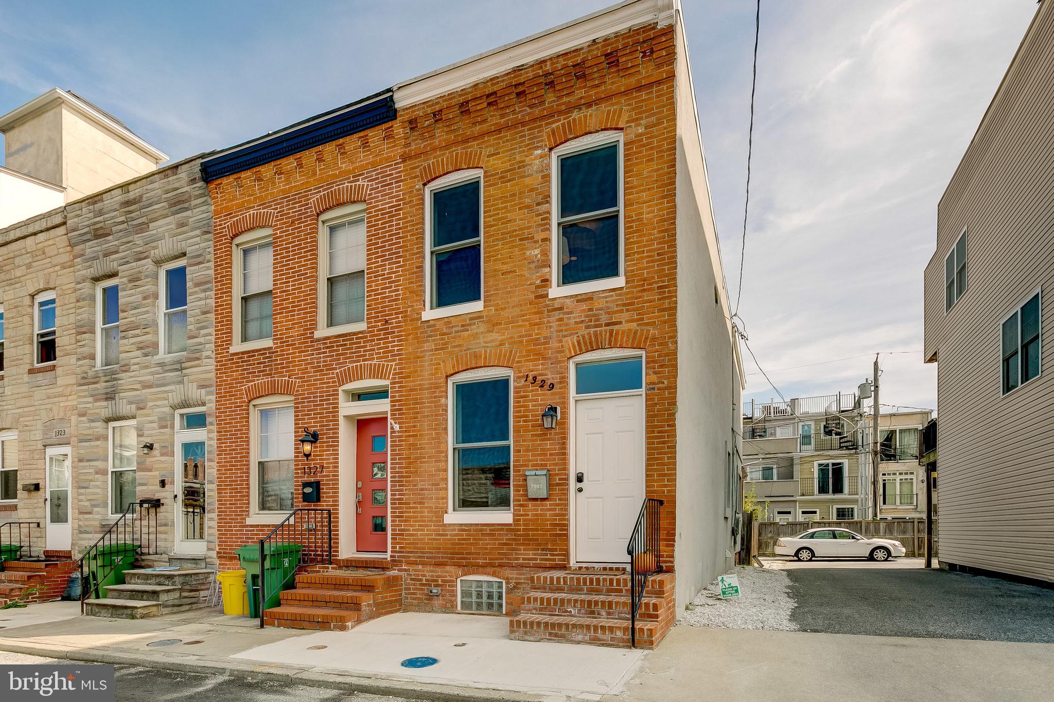 LOCUST POINT - Residential