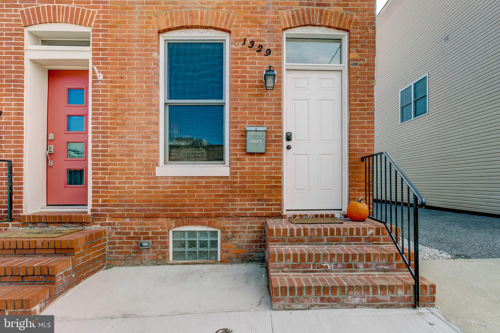 LOCUST POINT - Residential