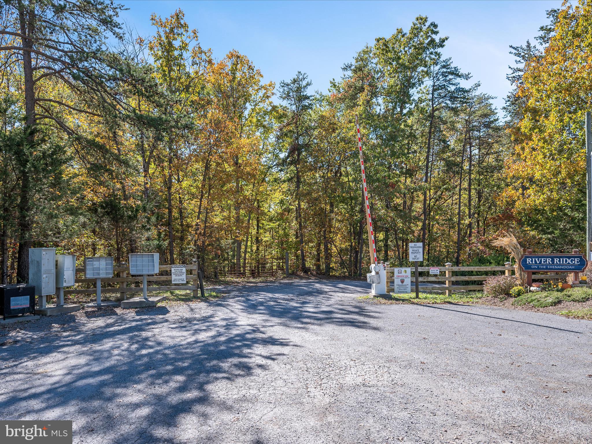 RIVER RIDGE ON THE SHENANDOAH - Land