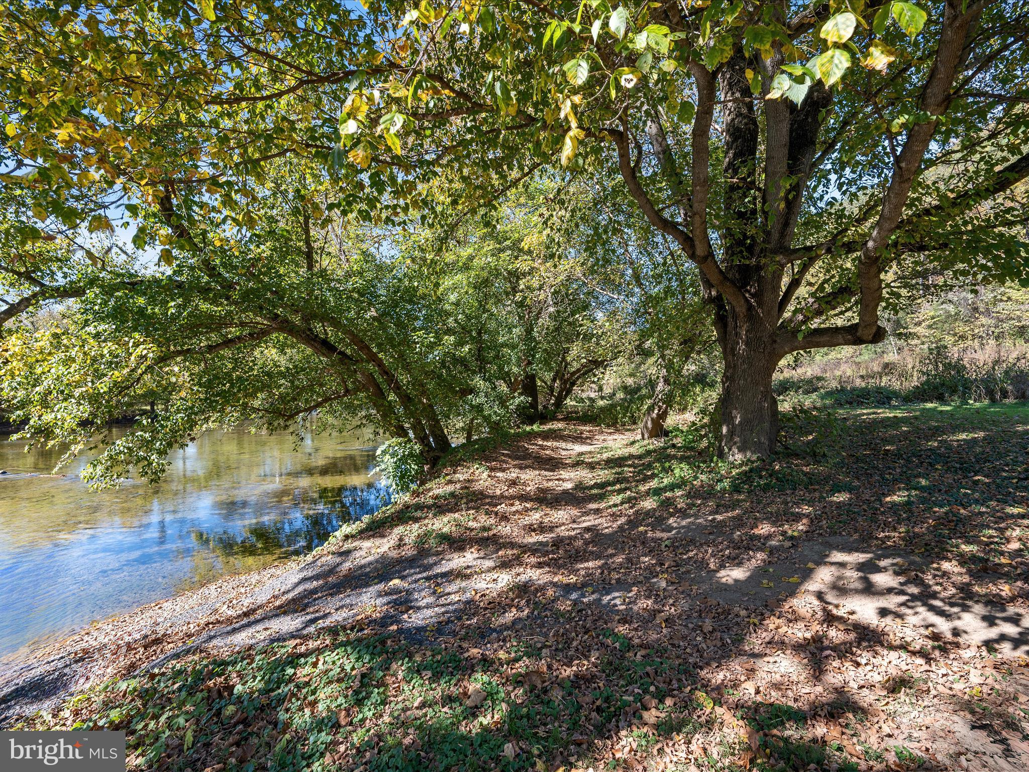 RIVER RIDGE ON THE SHENANDOAH - Land