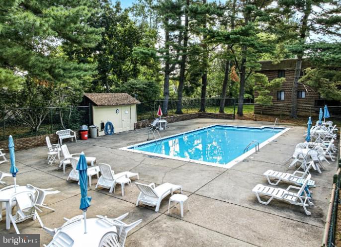 SAYBROOK VIL - Residential